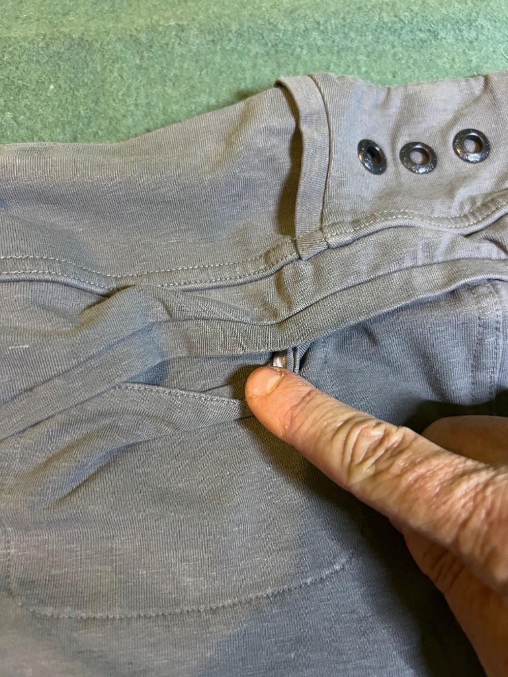 Women’s Nomads Hemp wear large skirt with rear pockets - Picture 5 of 5